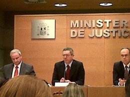 Gallardon En Rueda De Prensa