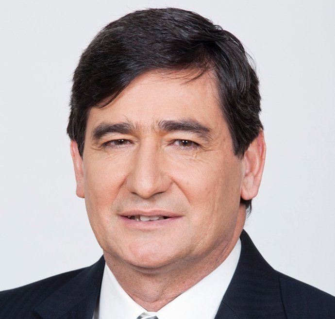 Santiago Pérez Fernandez De La Puente, Director General De Travel Club