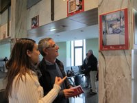 Una muestra fotográfica sobre inmigración de UGT defenderá en las estaciones de Adif los derechos de los inmigrantes