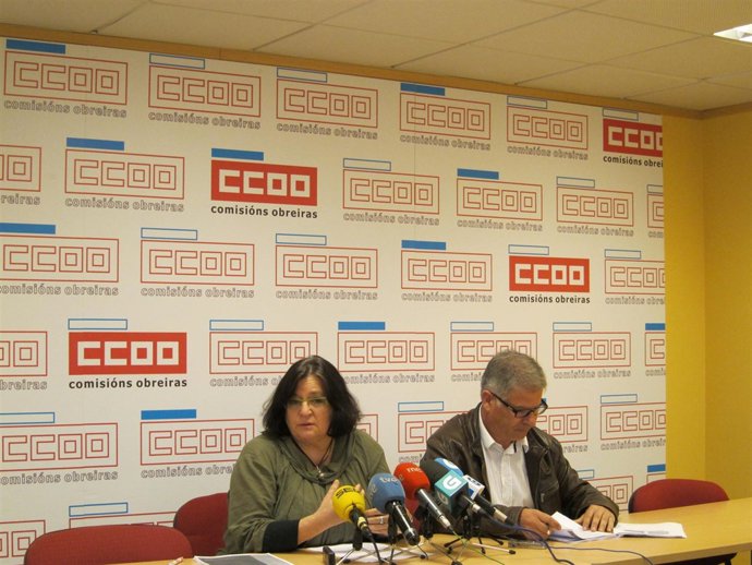 Adela Poisa Y Manuel Lago Presentan El Informe Sobre Dependencia