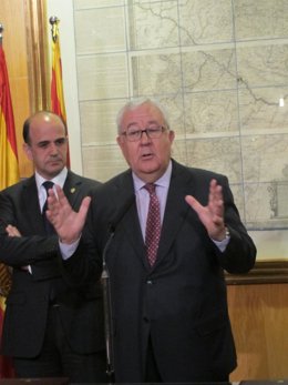 El Presidente De Las Cortes De Aragón, José Ángel Biel.