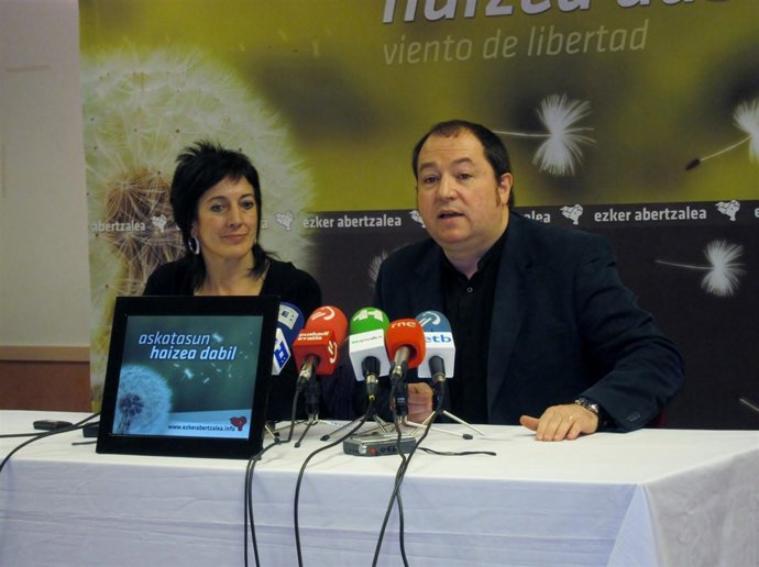 Maite Aristegi Y Pernando Barrena