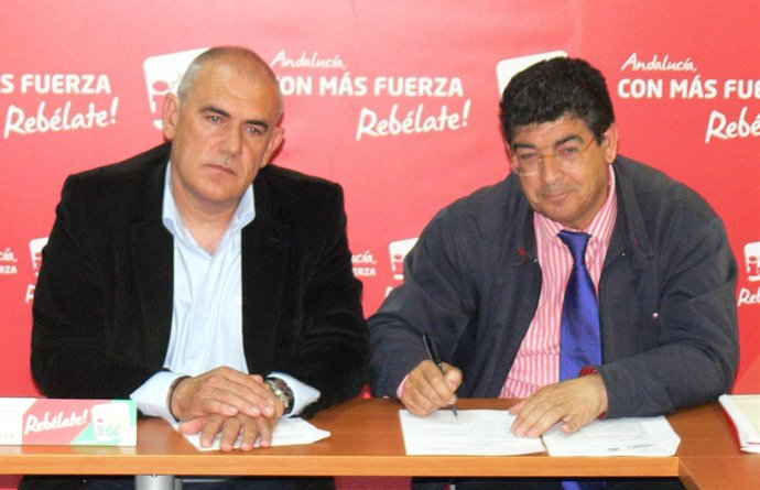 Diego Valderas Con El Presidente De Cepes-A, Antonio Romero