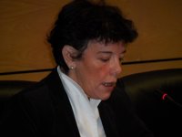 El Gobierno vasco no suscribe los recortes en Educación y Sanidad y se muestra dispuesto a "ir a los tribunales" 