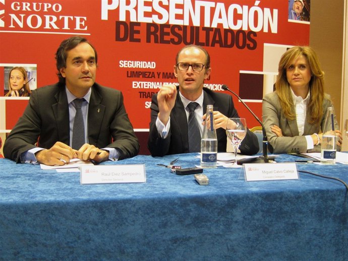 Responsables De Grupo Norte, Durante La Presentación Del Balance De 2011.