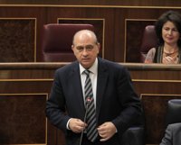 PSOE pide que Fernández Díaz explique en el Senado su acusación a la Policía de haber investigado ilegalmente a González