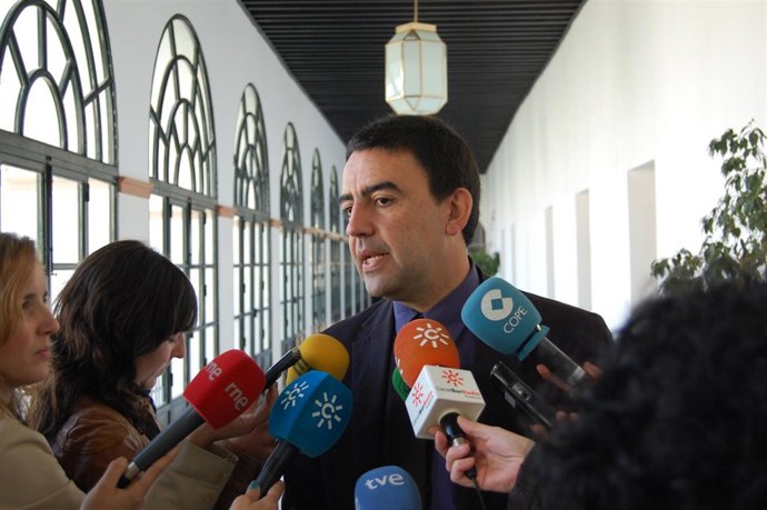 Mario Jiménez, Este Miércoles