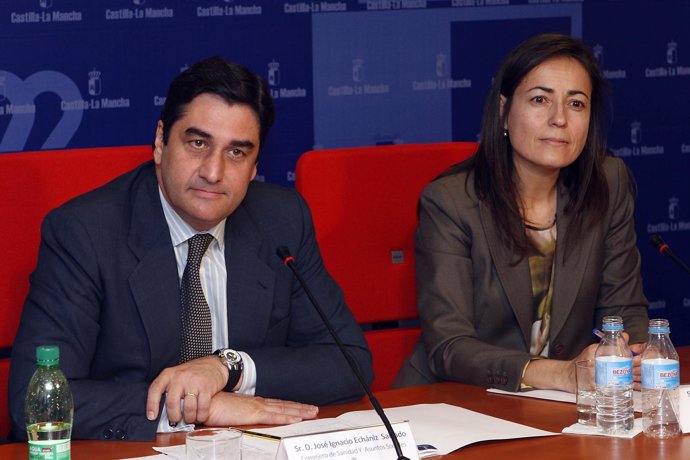 Echániz Con María Seguí, Directora De La DGT