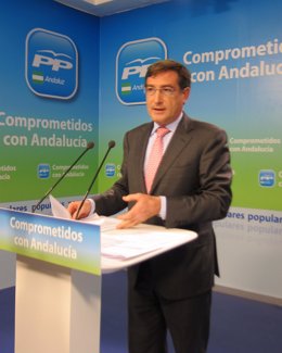 El Responsable Del Área Económica Del PP-A, Rafael Carmona