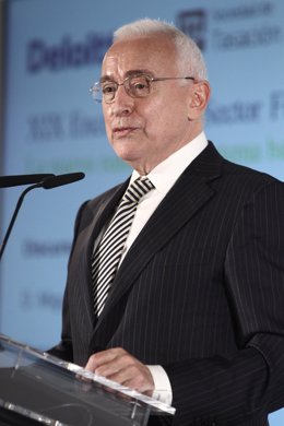 El Presidente De La Asociación Española De Banca (AEB), Miguel Martín