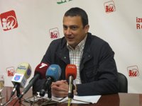 Pujante califica los presupuestos de Rajoy de "infames" y dice que el gobierno de la CARM es "cobarde y sumiso"