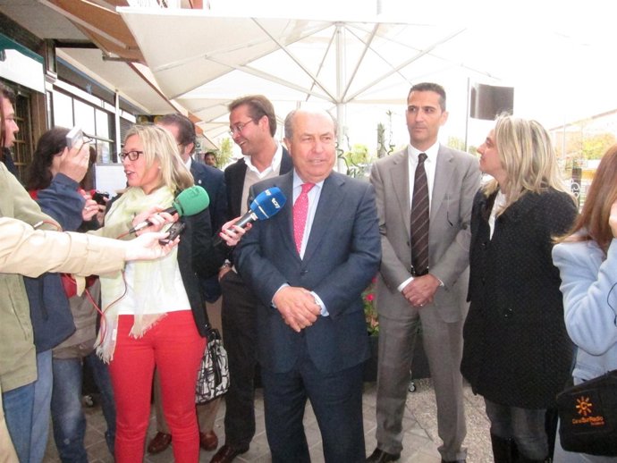 El Alcalde De Granada, José Torres Hurtado.