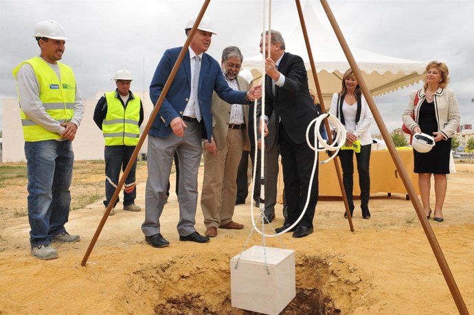 Acto De Colocación De La Primera Piedra De Un Colegio En Montequinto