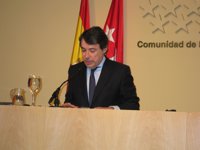 González cree que es el ministro de Interior quien tiene que decidir qué hacer sobre su espionaje ilegal