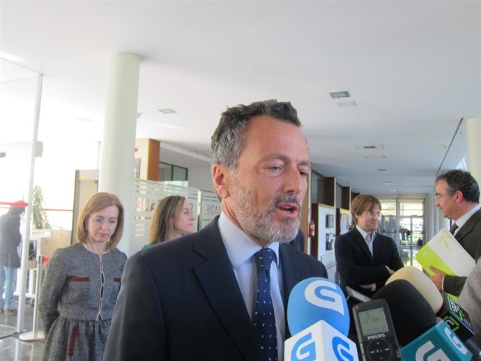 El Conselleiro De Medio Ambiente, Agustín Hernández