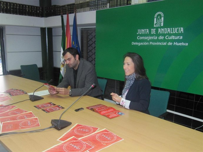 El Delegado De Cultura, Ángel Romero, Junto A Ana Morales.