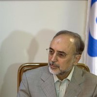 Irán apuesta por "construir confianza" en la negociación entre el Grupo 5 + 1