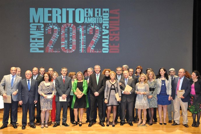 Entrega De Los Premios Al Mérito Educativo En Sevilla