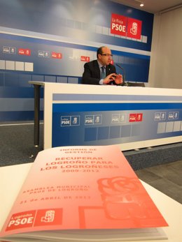 Vicente Urquía, Secretario General Del PSOE De Logroño