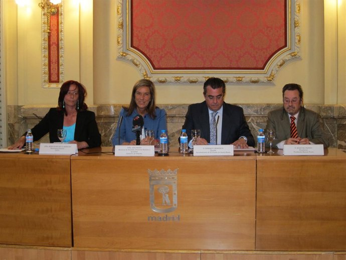 Mato, En La Presentación En Madrid De La Feria De El Puerto