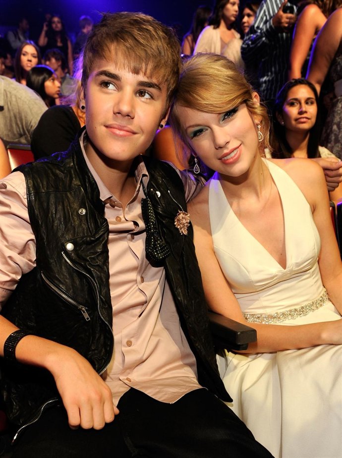 Justin Bieber Y Taylor Swift 2011