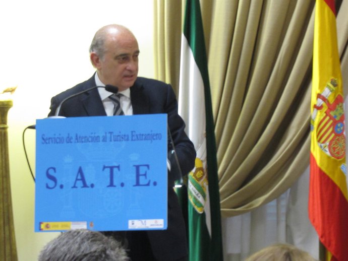 El Ministro De Interior, Jorge Fernández Díaz