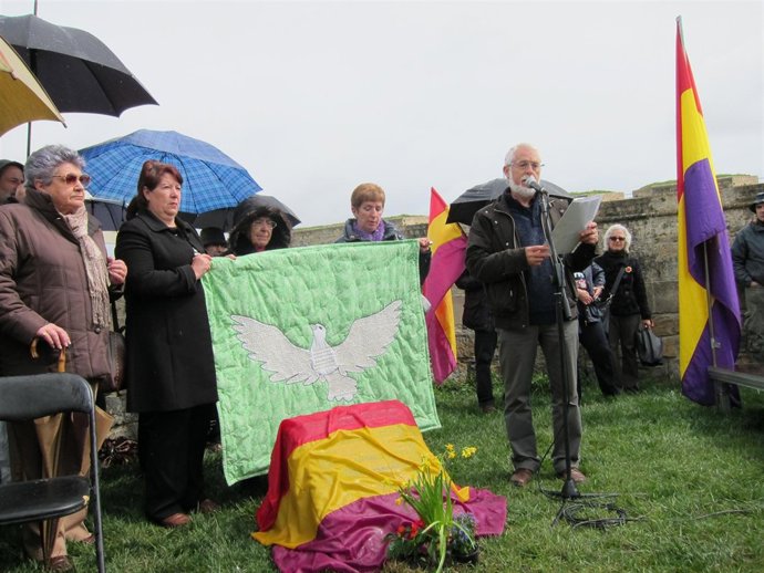 Acto De Homenaje De La Asociación De Familiares De Fusilados De Navarra.