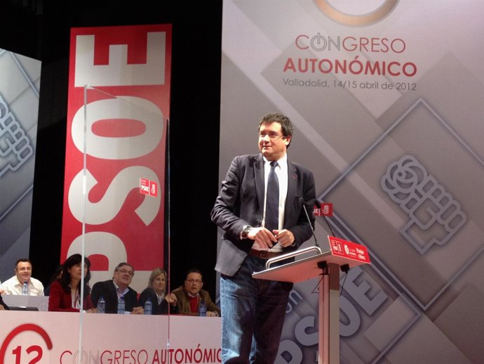 López Interviene En El XII Congreso Autonómico Del PSOE De Cyl