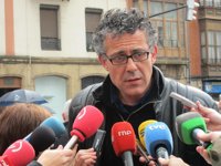 Amaiur pide al Gobierno "pasos en la resolución del conflicto" y que "abra interlocución con el colectivo de presos