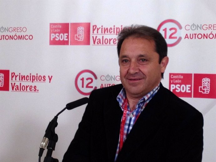 El Secretario Provincial Del PSOE En Segovia, Juan Luis Gordo