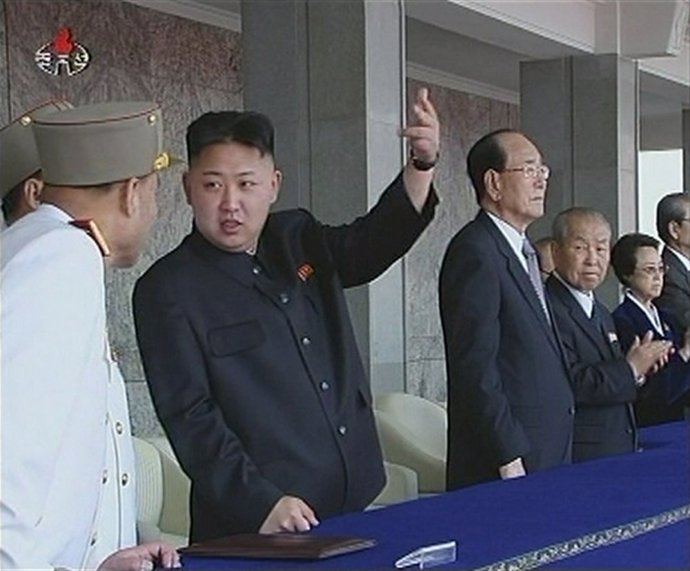 Kim Jong-Un En Un Desfile Militar