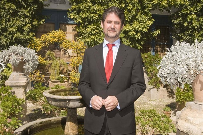 El Director De La Fundación Cajasur, Ángel Cañadilla