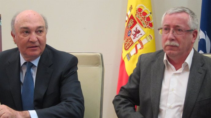 Los Secretarios Generales De CEOE, José María Lacasa, Y CCOO, Fernández Toxo 