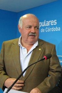 El PP del Senado asegura que pensar en una sanidad universal y gratuita es "una utopía"