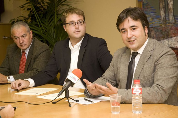 Sesión De Networking En Camargo