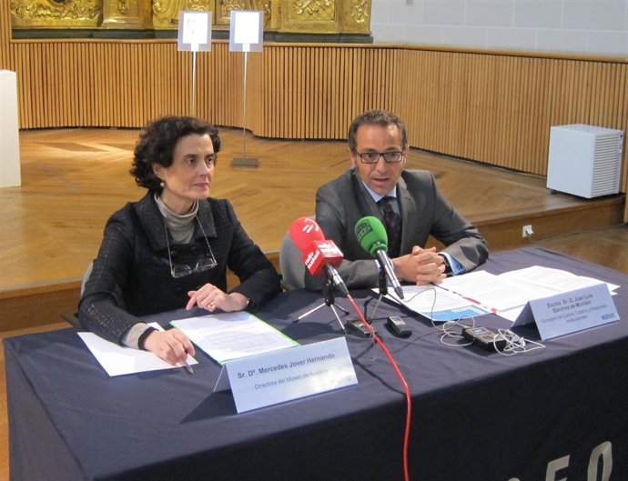 El Consejero Juan Luis Sánchez De Muniáin Y Mercedes Jover (Museo De Navarra)