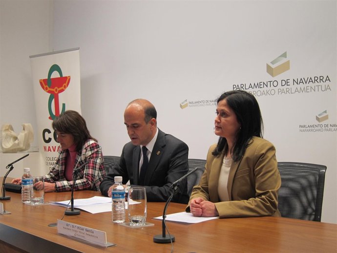 Marta Vera, Alberto Catalán, Y Pilar García.