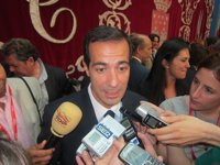 PP pide a las asociaciones vendedoras de 'camisetas verdes' que aporten pruebas de sus obligaciones contables y fiscales