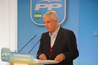 Arenas pide al Consejo de Gobierno que explique "con detalle" el recorte de 2.600 millones anunciado por Griñán