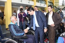 ECHÁNIZ EN HOSPITAL DE PARAPLEJICOS