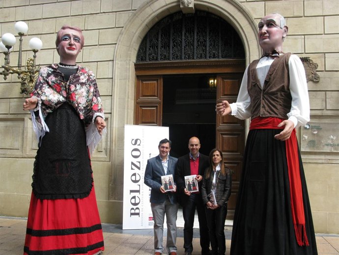 Presentación Revista 'Belezos'