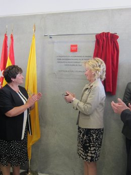 Aguirre Durante La Inauguración Del Centro De Salud De Fuentidueña