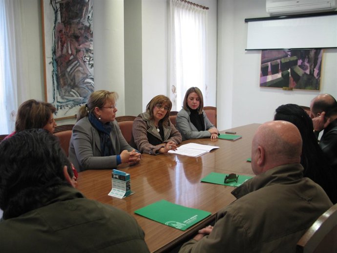 Gálvez En La Entrega De Incentivos Al Empleo Estable A Empresas De Mancha Real.