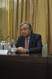 ACNUR pide a España mejorar su Ley de Asilo