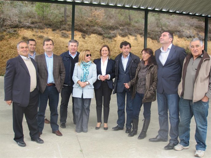 Isabel Carrasco (Quinta Por La Izquierda), Durante La Visita A Sancedo