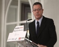 Gallardón llama al padre de Marta del Castillo y se emplazan a hablar de endurecer las penas por delitos contra menores