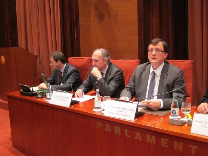 El Conseller F.X.Mena (Drcha) Y El Dtor.Gral. De Industria J.Sureda (Centro)