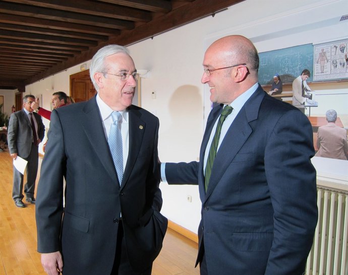 Carnero Recibe A Encabo Terry En La Diputación De Valladolid