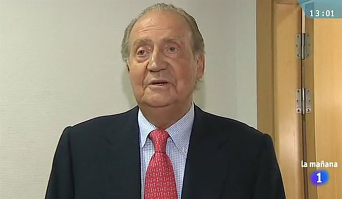 El Rey Al Salir Del Hospital