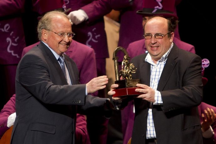 Entrega Premio De Carnaval